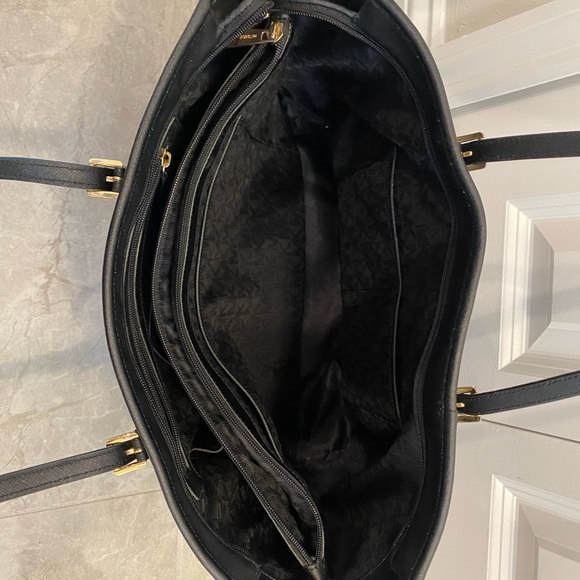 Jet Set Travel Medium Saffiano Leather Top-Zip Tote Michael Kors - Picture 3 of 8